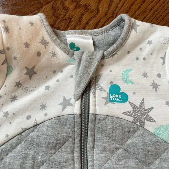 Love 2 Dream BRAND NEW Gray Quilted Baby Sleep Suit 6-12 mos 2.5 tog - Picture 3 of 3
